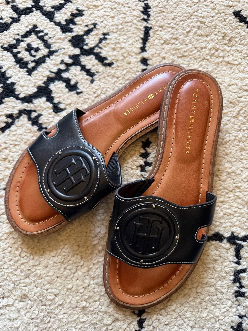 Tommy Hilfiger Black Leather Logo Slide Mules